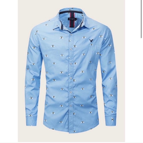 Other - NWT Men’s Blue embroidery Bee Print Button Down